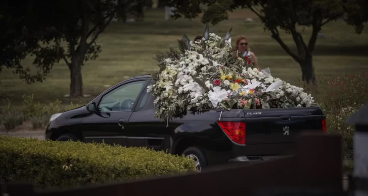 Los familiares y amigos más cercanos despidieron a Jorge Lanata en una ceremonia íntima