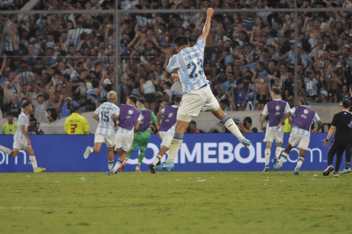 Racing se quedó con la ida de la Recopa Sudamericana ante Botafogo