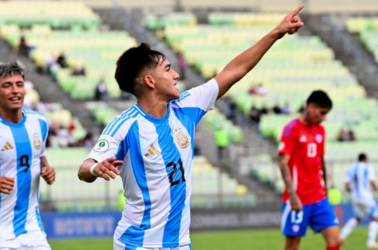 La Selección argentina Sub 20 le ganó a Chile en el inicio del hexagonal final del Sudamericano