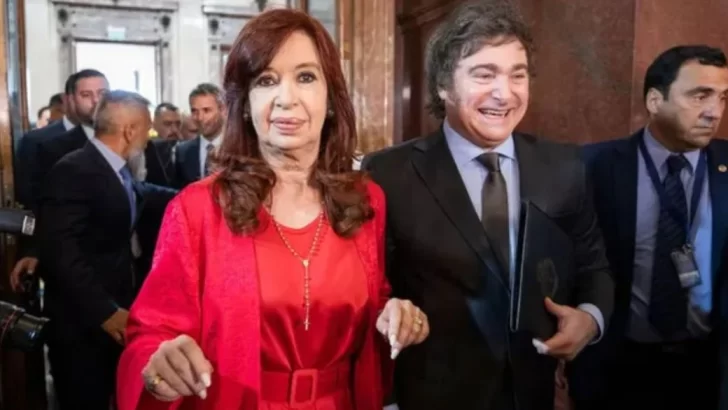 Cristina Kirchner volvió a criticar a Milei: “El derecho a la prosperidad y a la felicidad son los límites”