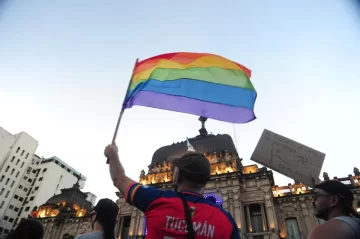 Miles marcharon en Tucumán y el país en la Marcha del Orgullo Antifascista y Antirracista