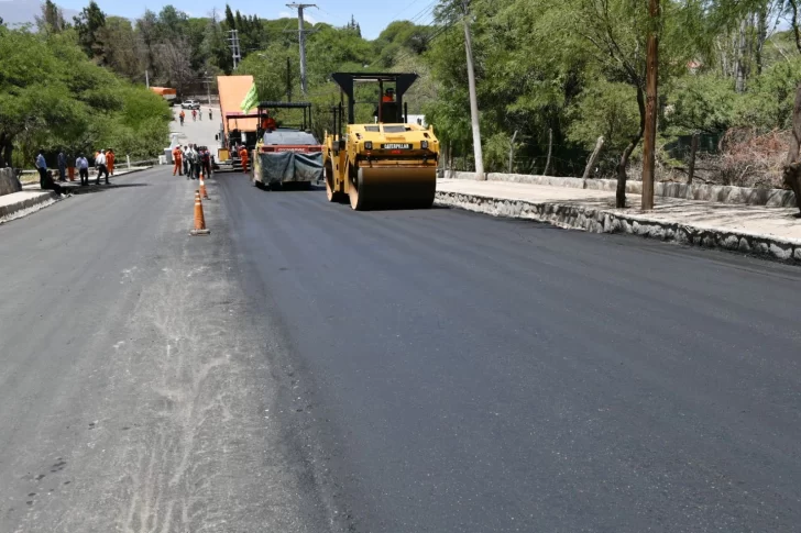 Gracias al superávit fiscal se pudo dar continuidad a la obra pública tucumana indicó Jaldo