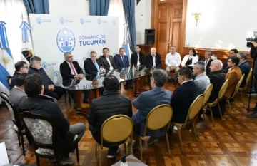 Firmaron el acta compromiso para la zafra sucroalcoholero de este año en Tucumán